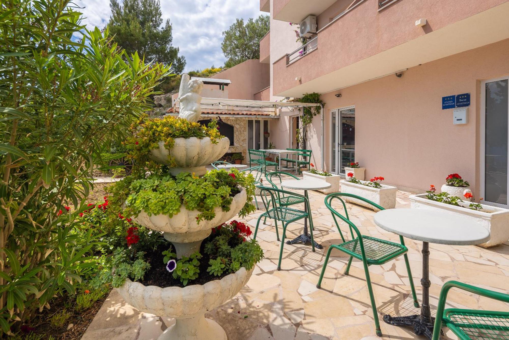 Adriatic Blue Apartments Lokva Rogoznica Exterior foto